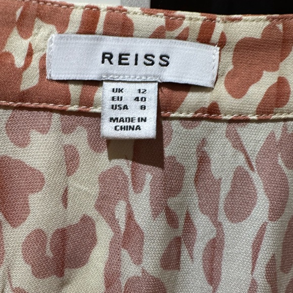 EUC Reiss Calla Animal print blouse. Size 8 - Picture 4 of 12